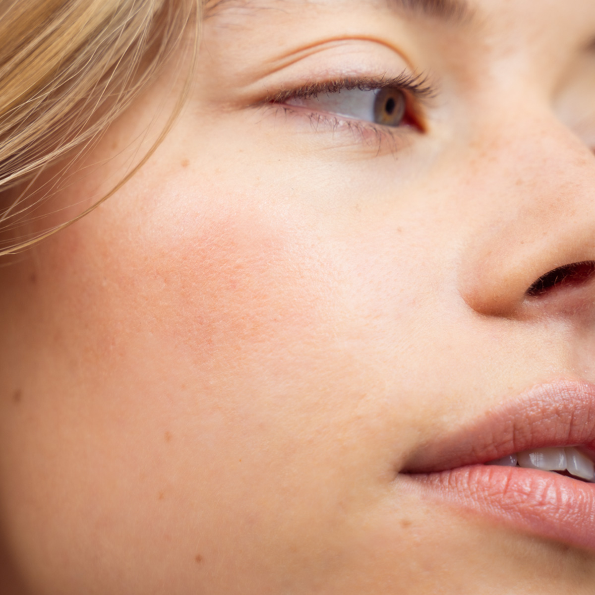 Web_Vierkant_0002_LO CARE_2021-002_Bobbie Johnson_Flo-6